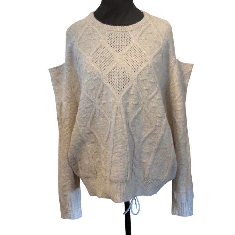 Gibson Latimer Coquette Cold Shoulder Cable Knit Bobble Sweater Cream, Medium